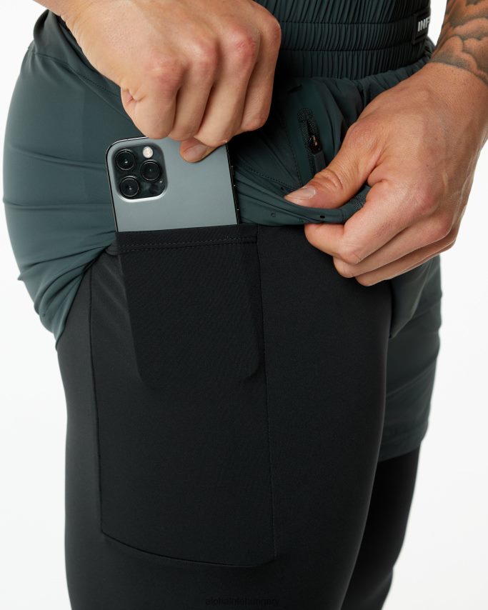 ruházat Alphalete Infinity 2 az 1-ben sebességű rövid 5,5