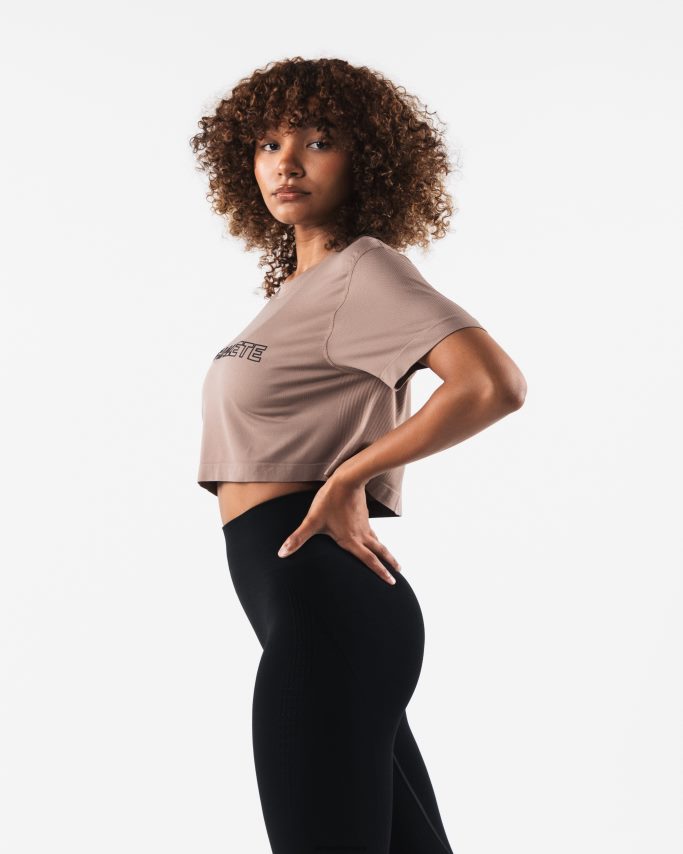 ruházat Alphalete core airtech ss termés krémes bézs barna nők 86B628207